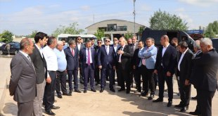 Azerbaycan'dan milletvekillerinin bulunduğu heyet Iğdır'da