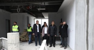 Kars Valisi Türker Öksüz, Yeni Otogar inşaatını gezdi