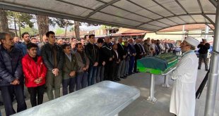 Şehit annesi son yolculuğuna uğurlandı