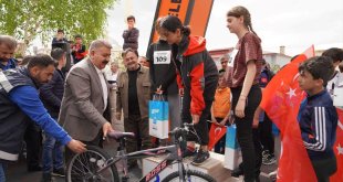 Erzurum'da çocuklar "Survivor Macera Park"ta yarışarak eğlendi