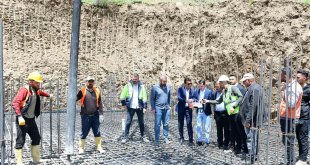 Çatak'ta yapılacak 90 konutun temeli atıldı