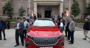Türkiye'nin yerli otomobili Togg, Muş'ta tanıtıldı