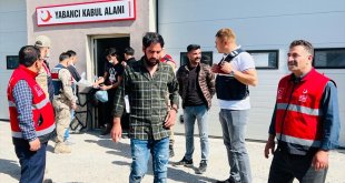 Afganistan uyruklu 227 düzensiz göçmen Ağrı'dan ülkelerine gönderildi