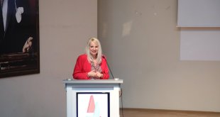 Ağrı İbrahim Çeçen Üniversitesi'nde Türk-Macar Dostluğu Konferansı Düzenlendi