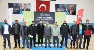 Ağrı'da Amatör Spor Kulüplerine 1 Milyon 80 Bin TL destek