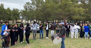 Kars'ta üniversite sınavına girecek öğrenciler için motivasyon etkinliği yapıldı