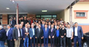 Kemahlılar AK Parti milletvekillerini ağırladı