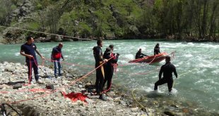 Tunceli itfaiyesi, kayıp gençleri bulmak için yoğun çaba harcıyor