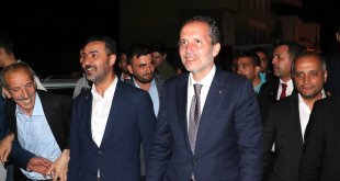 Yeniden Refah Partisi Genel Başkanı Erbakan, Malatya'da vatandaşlarla buluştu: