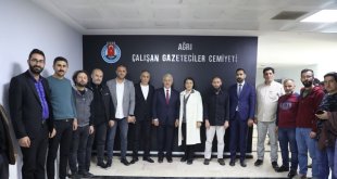 Arslan, "Ağrı'yı Kars'tan ayırmadım"