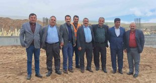 Adilcevaz'da 9 sınıflı okulun yapımı sürüyor