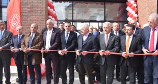 AK Parti Genel Başkanvekili Yıldırım, Kars Gündüz Engelli Bakım Merkezi açılışında konuştu: