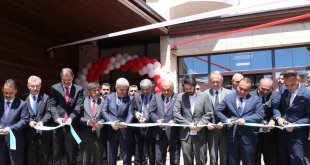 Erzincan'da tarihi müze ve 24 saat açık olacak kütüphanenin açılışı yapıldı