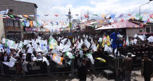 Yeşil Sol Parti Erzurum'un Hınıs ilçesinde miting düzenledi