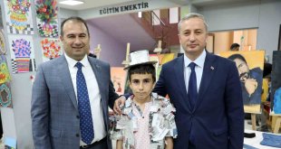 Ağrı'da "Sıfır Atık Geri Dönüşüm Sergisi" açıldı