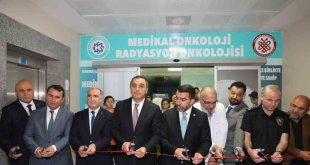 Vali Türker Öksüz, Onkoloji Servisi'nin açılışını yaptı