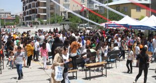 Van'da bahar şenliği etkinliği düzenlendi