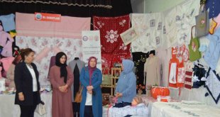 Varto'da yılsonu sergisi