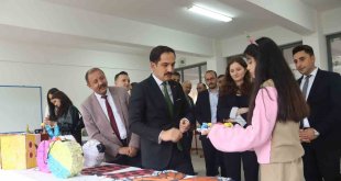 Çıldırlı öğrencilerden el emeği göz nuru sergi