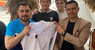 Erzurum'da öğrenciler tekvandonun şampiyonlarıyla buluştu