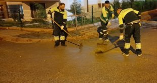 Keçiören'de selin izleri temizleniyor