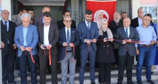 Bitlis'te kursiyerlerin yaptığı eserler sergilendi