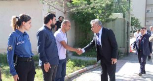 Ağrı Emniyet Müdürü Aydın'dan şehit ailesine ve görev başındaki polislere bayram ziyareti