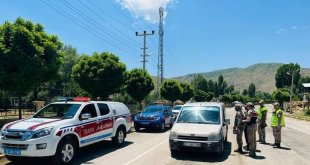Bitlis'te jandarmadan Kurban Bayramı öncesi trafik denetimi