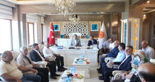 AK Parti Bitlis Milletvekili Bedirhanoğlu, Ahlat'ı ziyareti etti