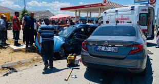 Malatya-Elazığ yolunda kaza: 3 yaralı