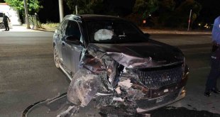 AK Parti Tunceli İl Başkanı Özaydın ve eşi trafik kazası geçirdi