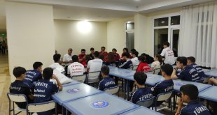 Short Track Milli Takımı depremzede çocukları unutmadı