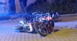 Kars'ta çarpışan iki motosikletin sürücüsü ağır yaralandı