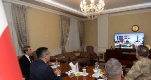 Vali Memiş video konferansa katıldı