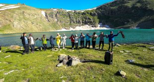 Van'da doğaseverler Norduz Yaylası ve Çalyan Gölü çevresini gezdi