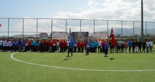 Erzurum'da Analig Osman Bayraktar Sezonu Hokey Grup Müsabakaları başladı
