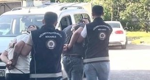 Erzincan'da göçmen kaçakçısı 2 kişi tutuklandı