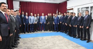 İçişleri Bakanı Yerlikaya, Malatya'da ziyaretlerde bulundu