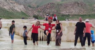 Van'ın "Pamukkalesi" ile "Vanadokyası" misafirlerini ağırlıyor