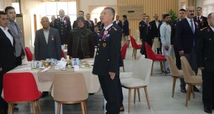 Ağrı'da şehit aileleri ve gaziler yemekte buluştu