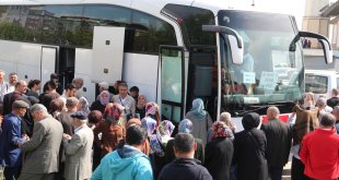 Ağrı'da ilk hac kafilesi kutsal topraklara uğurlandı