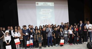 'Okuyan Şehir Ağrı' projesi ödül töreni