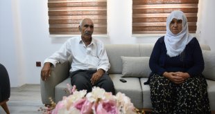 Malatya'nın Kuyulu Mahallesi'nde depremzedeler köy evlerine yerleşiyor