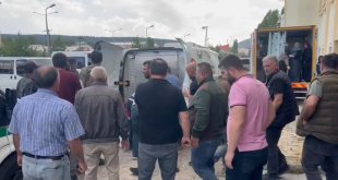 Kars'ta otobüs kazasında hayatını kaybedenlerin cenazeleri ailelerine teslim edildi