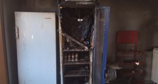 Elazığ'da bir iş yerinde buzdolabının patlaması sonucu yangın çıktı