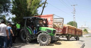 Yol kenarında bekleyenlere traktör çarptı: 1 ölü, 2 yaralı