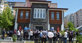 Hilalkent Kültür Evi ve Taziye Evi ile muhtarlık binasının açılışı yapıldı