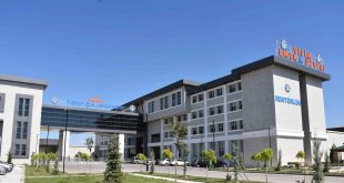 Rektör Bentli: "Hiç tereddüt etmeden üniversitemizi tercih edebilirler"