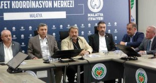 MHP heyeti deprem bölgesi Malatya'da