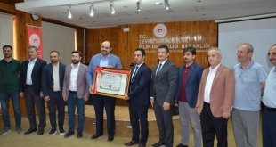 Erzurum'da Aziziye Belediyesine ikinci kez 'Sıfır Atık Belgesi' verildi